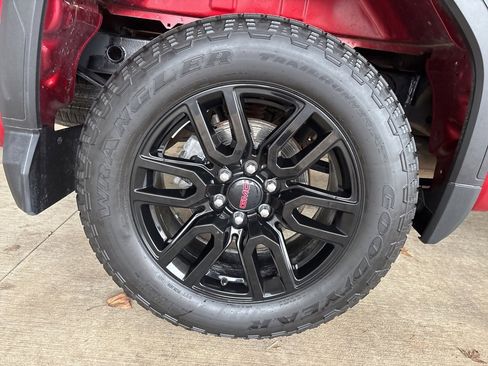 Used 2023 GMC Sierra 1500 Elevation image 33