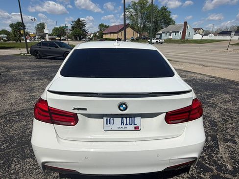 Used 2018 BMW 340i xDrive Sedan w/ Premium Package image 7