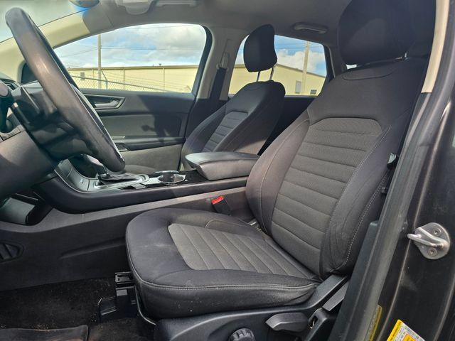 Used 2017 Ford Edge SE AWD/4WD image 10