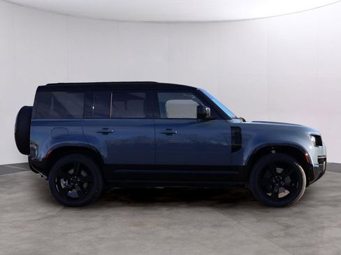 New 2026 Land Rover Defender 110 X-Dynamic SE AWD/4WD image 4