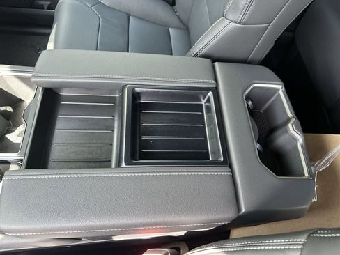 New 2026 Toyota Tundra Limited AWD/4WD image 34