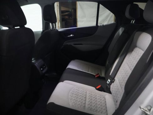 Used 2022 Chevrolet Equinox LS w/ LS Convenience Package image 15