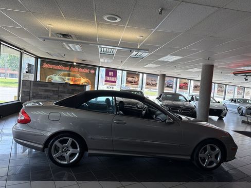 Used 2005 Mercedes-Benz CLK 500 Cabriolet image 5