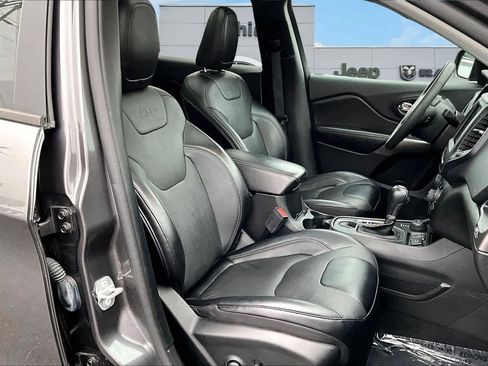 Used 2022 Jeep Cherokee Latitude Lux w/ Sun & Sound Group image 14