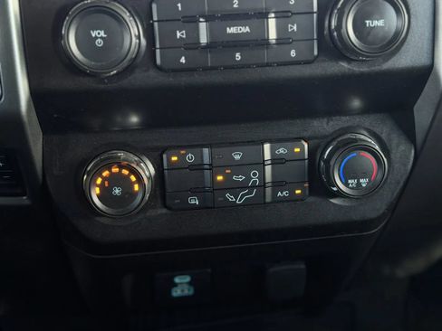 Used 2022 Ford F250 XLT AWD/4WD image 36