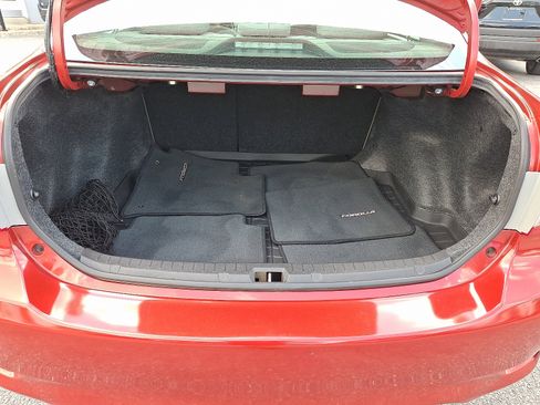 Used 2013 Toyota Corolla L FWD image 28