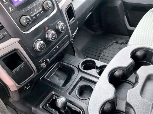 Used 2014 RAM 3500 Tradesman w/ Power & Remote Entry Group image 28