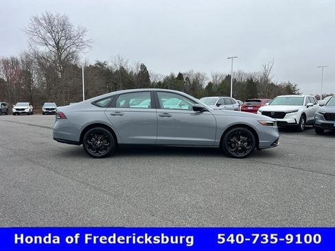 Used 2025 Honda Accord SE image 8