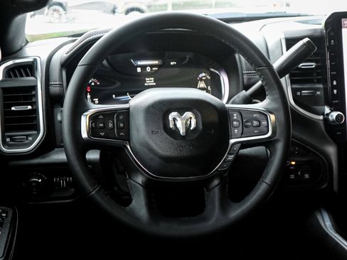 Used 2026 RAM 2500 Laramie AWD/4WD image 6