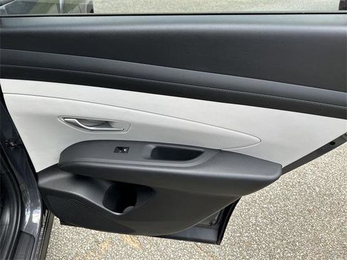 New 2025 Hyundai Tucson SEL image 16