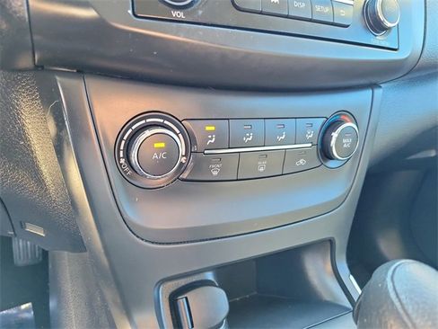 Used 2017 Nissan Sentra S image 19