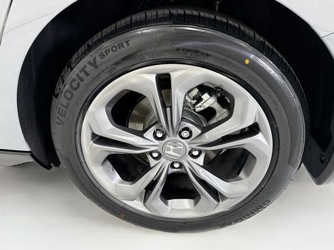 Used 2025 Honda Accord EX-L image 29