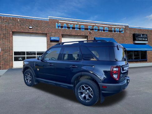 Used 2023 Ford Bronco Sport Badlands image 3