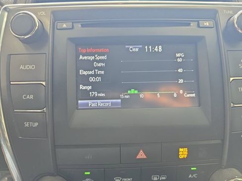 Used 2017 Toyota Camry SE image 23