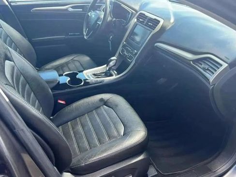 Used 2016 Ford Fusion Energi SE FWD image 5