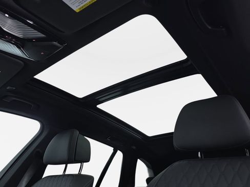 New 2026 BMW X5 xDrive50e w/ Executive Package image 29