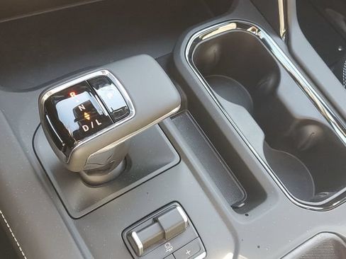 Certified 2025 GMC Sierra 1500 AT4X AWD/4WD image 28