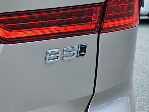 New 2025 Volvo XC60 B5 Core w/ Protection Package Premier image 14