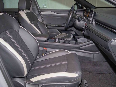Used 2025 Kia K5 GT-Line image 14