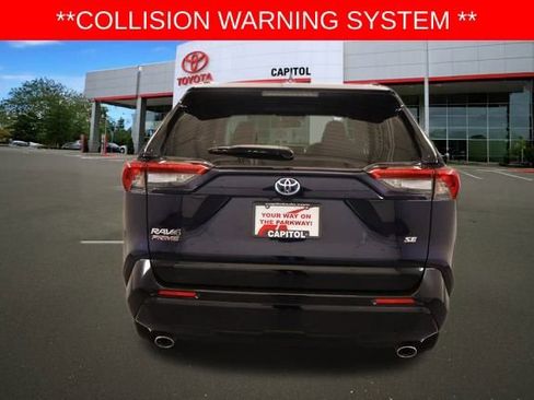 Certified 2022 Toyota RAV4 SE image 4