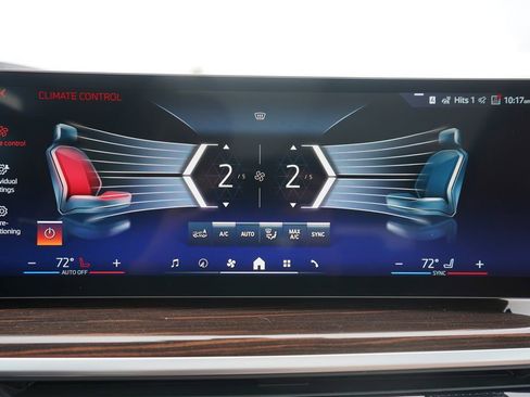 Used 2025 BMW X5 xDrive50e w/ Premium Package image 18