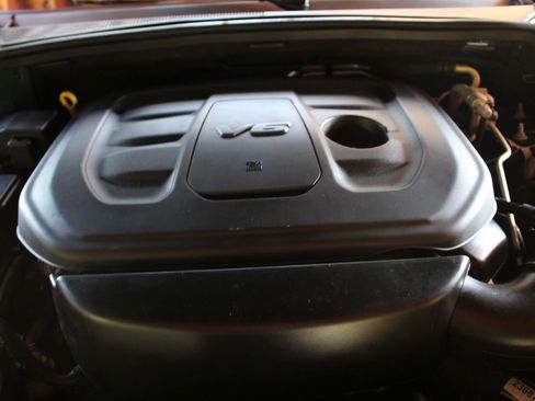 Used 2019 Dodge Durango GT image 49