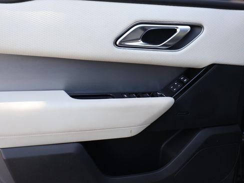 Used 2023 Land Rover Range Rover Velar R-Dynamic S AWD/4WD image 15