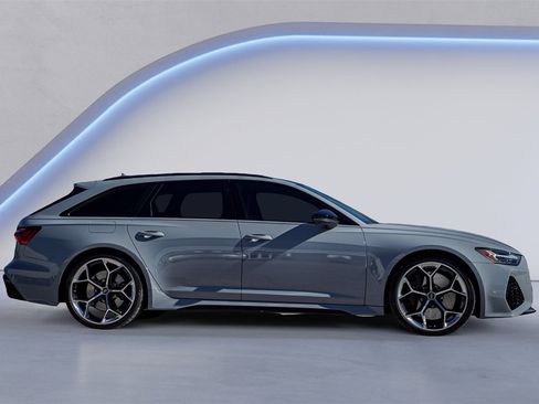 Used 2025 Audi RS 6 performance image 4