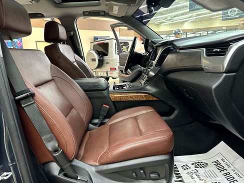 Used 2020 Chevrolet Tahoe Premier w/ Premier Plus Edition image 48