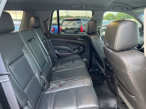 Used 2017 GMC Yukon SLT image 31