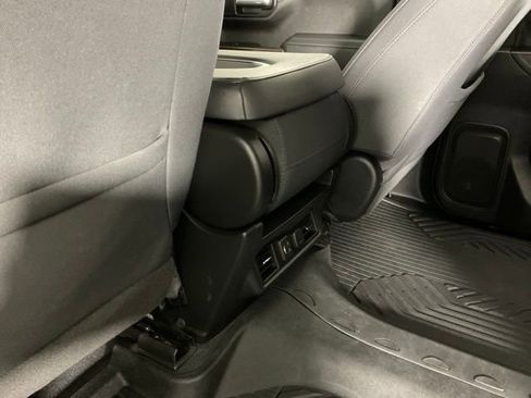 Used 2020 Chevrolet Silverado 1500 LT w/ All-Star Edition image 17