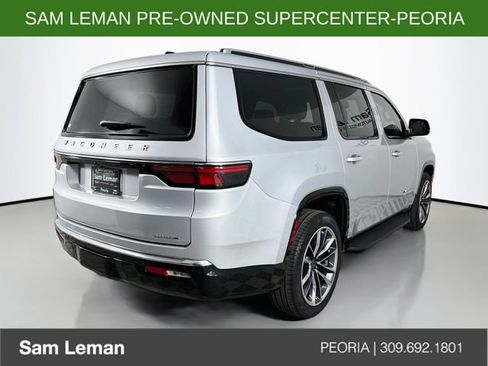 Used 2024 Jeep Wagoneer Series II w/ Premium Group I RWD image 7