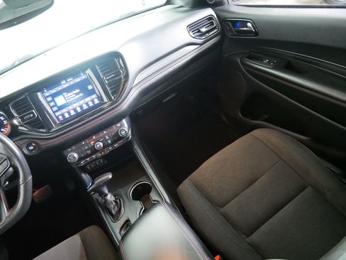 Used 2023 Dodge Durango GT image 11