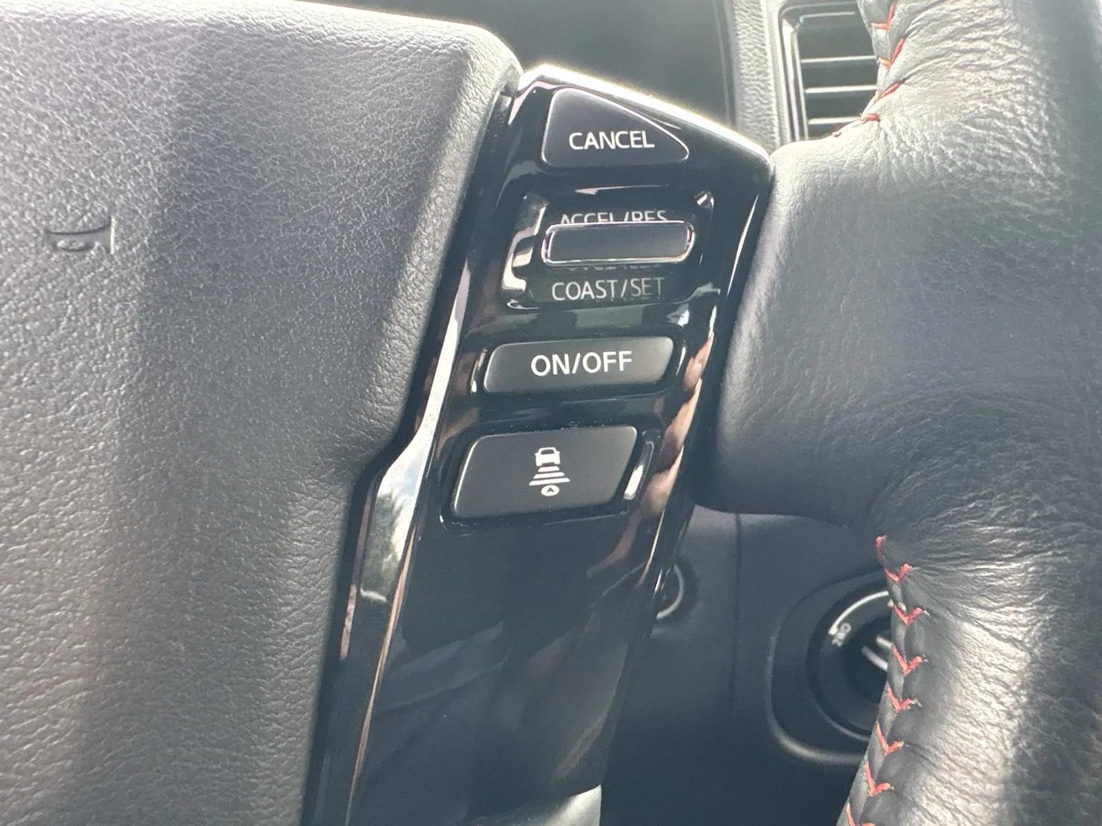 Used 2024 Nissan Frontier PRO-4X w/ Pro Convenience Package AWD/4WD image 30
