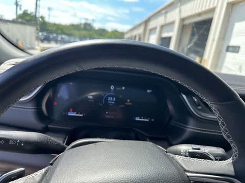 Used 2022 Jeep Grand Cherokee Limited AWD/4WD image 11