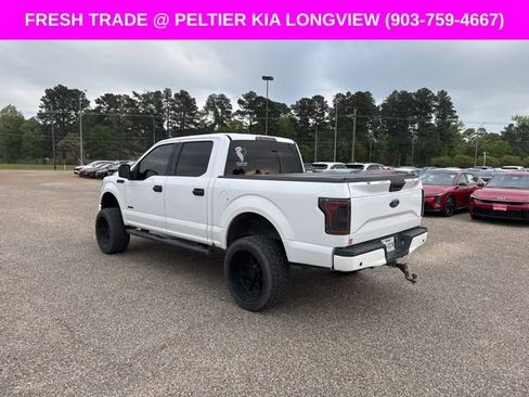 Used 2017 Ford F150 XLT w/ Trailer Tow Package image 5