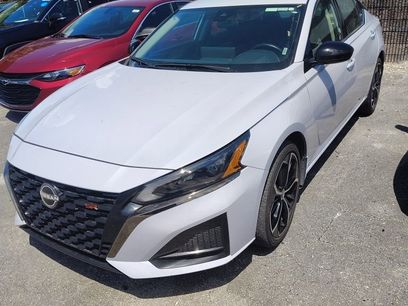 Used 2025 Nissan Altima 2.5 SR w/ SR Premium Package