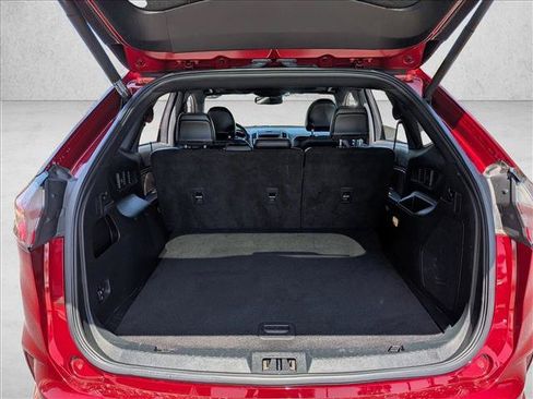 Used 2019 Ford Edge ST w/ Equipment Group 401A AWD/4WD image 9