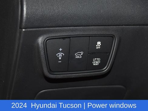 Used 2024 Hyundai Tucson Blue AWD/4WD image 10