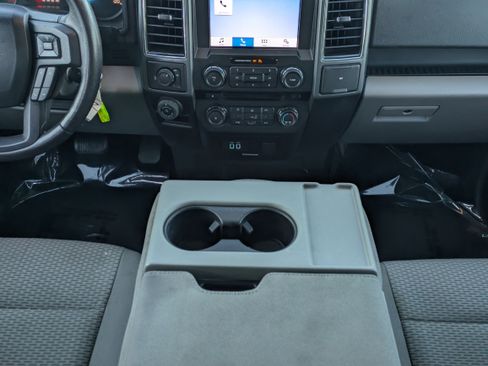 Used 2018 Ford F150 XLT w/ Equipment Group 302A Luxury image 19