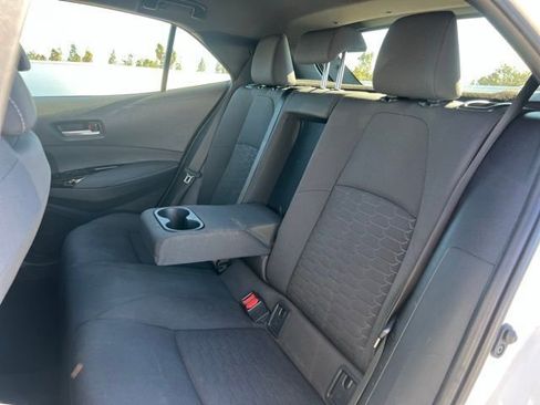 Used 2022 Toyota Corolla SE image 15