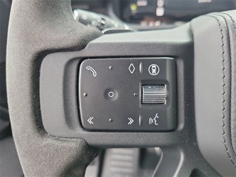 Used 2024 Land Rover Defender 110 Carpathian Edition image 5