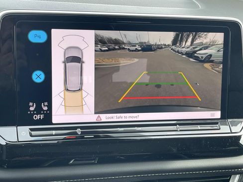 New 2026 Volkswagen Atlas SE FWD image 28