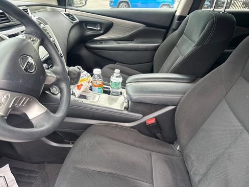 Used 2018 Nissan Murano S AWD/4WD image 2
