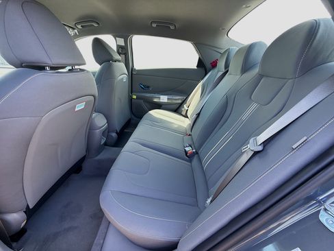 New 2026 Hyundai Elantra Sport FWD image 17