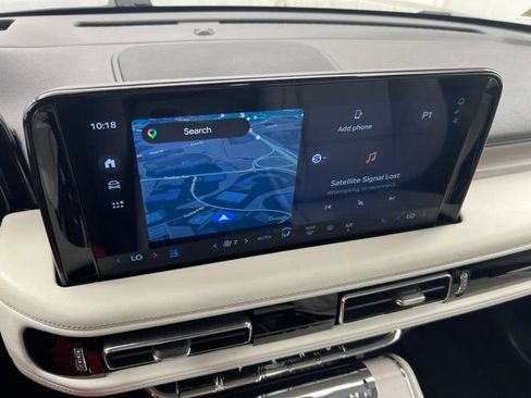 Certified 2025 Lincoln Aviator Reserve w/ Illumination Package AWD/4WD image 16