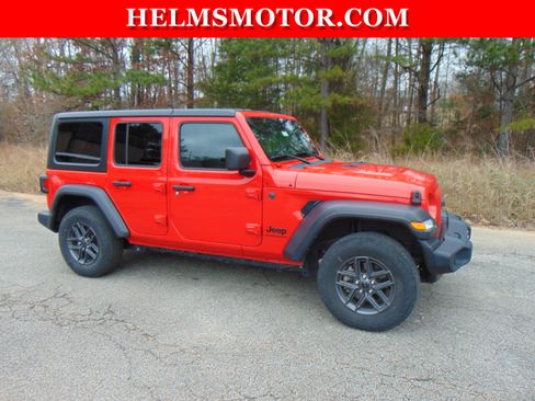 Certified 2024 Jeep Wrangler Sport S image 12