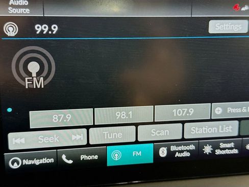 Used 2025 Honda Pilot Elite image 15