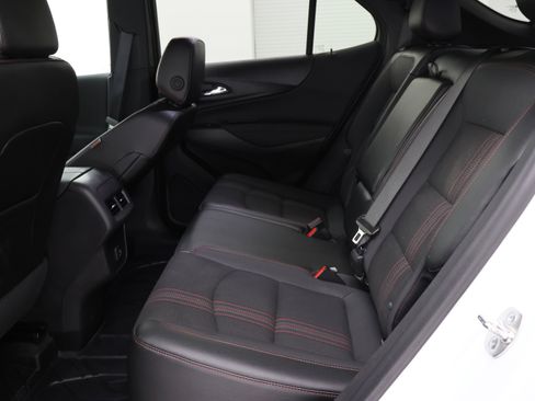 Used 2024 Chevrolet Equinox RS w/ LPO, Floor Liner Package AWD/4WD image 9