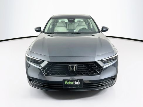 Used 2024 Honda Accord EX image 2